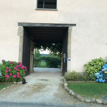 Gite Du Paradis Vieuzos Exterior photo